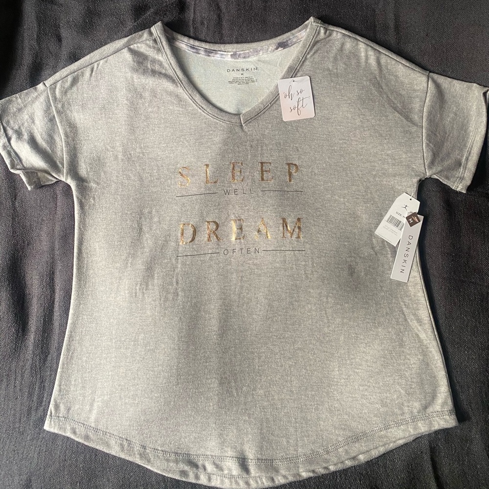 NEW Woman’s Danskin Sleep Top